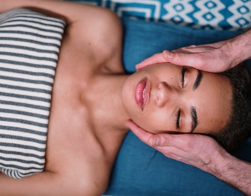 Medical Facials at AAYNA clinic