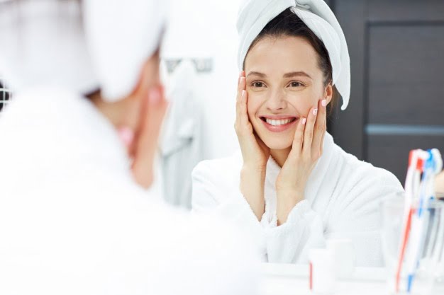 Hydrafacial at Aayna clinic