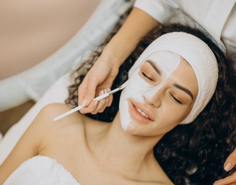 AAYNA Facial