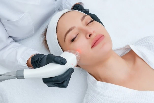 5 Ways to Remove Facial Hair & Why Laser Is Safest | AAYNA