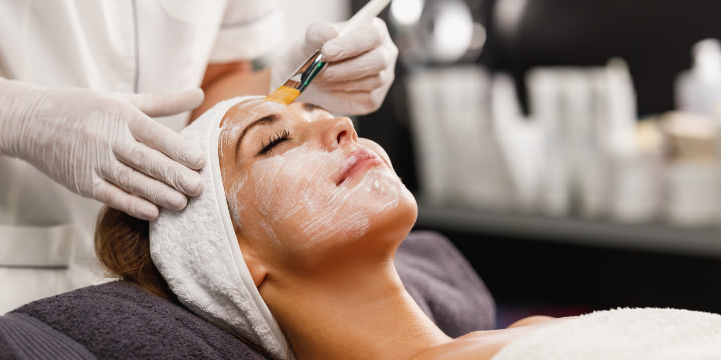 Collagen Facial: Procedure, Benefits and Cost