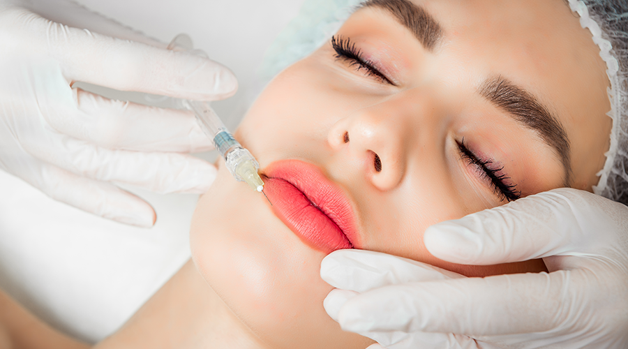 Lip Filler Treatment In India | Aayna Clinic